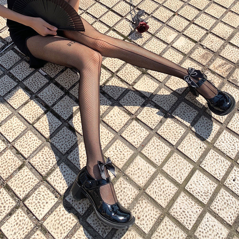 22