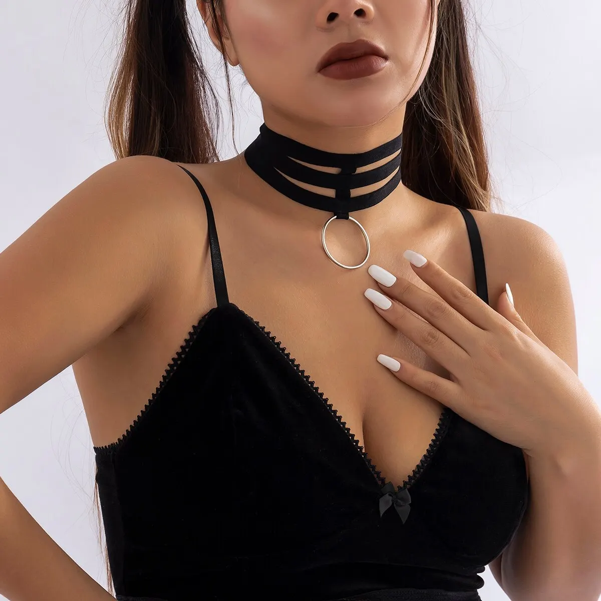 Gothic Black Elastic Band Short Chain Necklace for Women Collar Vintage Big Circle Pendant Choker Halloween Accessories Jewelry