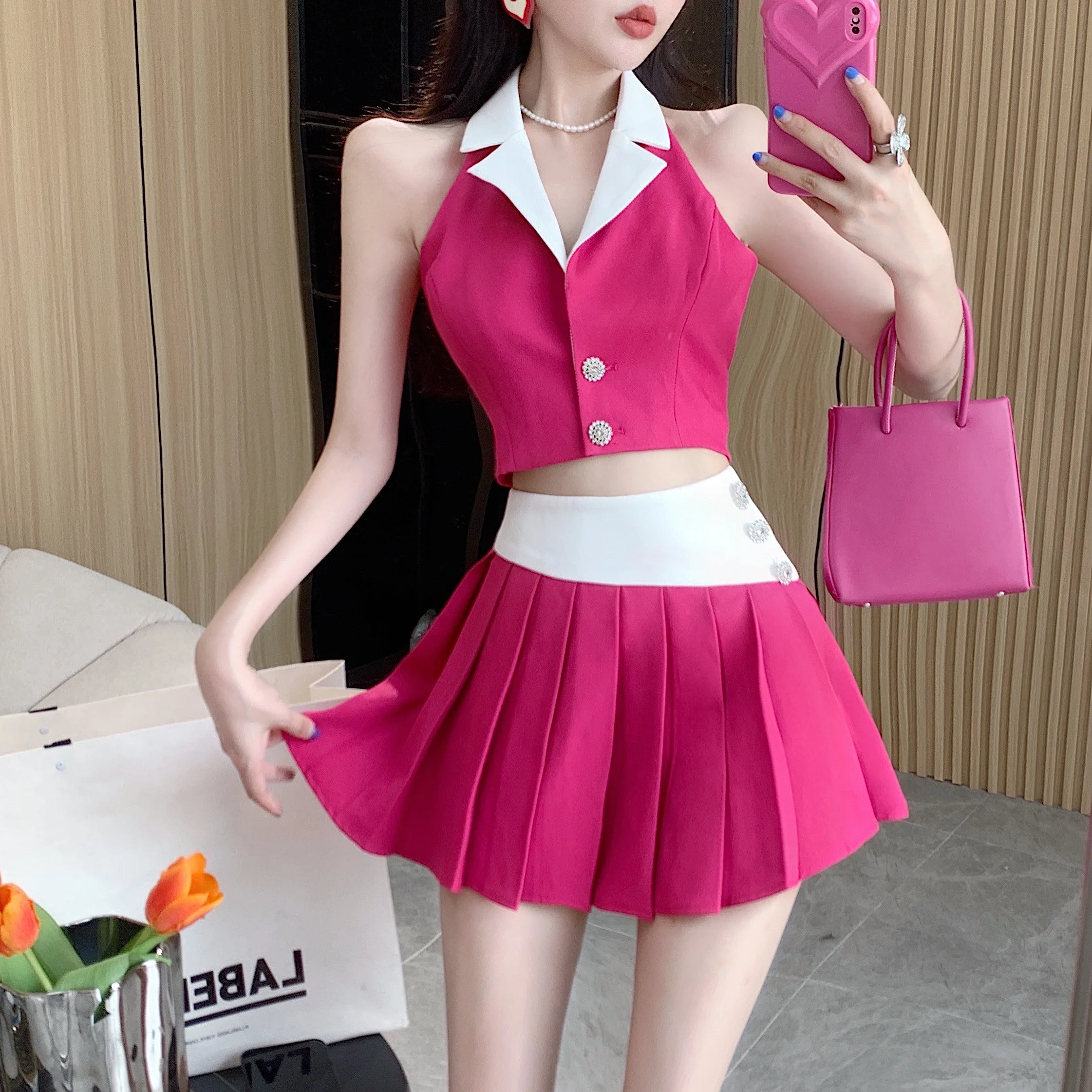 New Fashion Suit Summer Halter Neck Crop Top + High Waist Irregular Patchwork Pleated Skirt Two piece Set Korean Women's Clothes New Fashion Suit Summer Halter Neck Crop Top + High Waist Irregular Patchwork Pleated Skirt Two piece Set Korean Women's Clothes