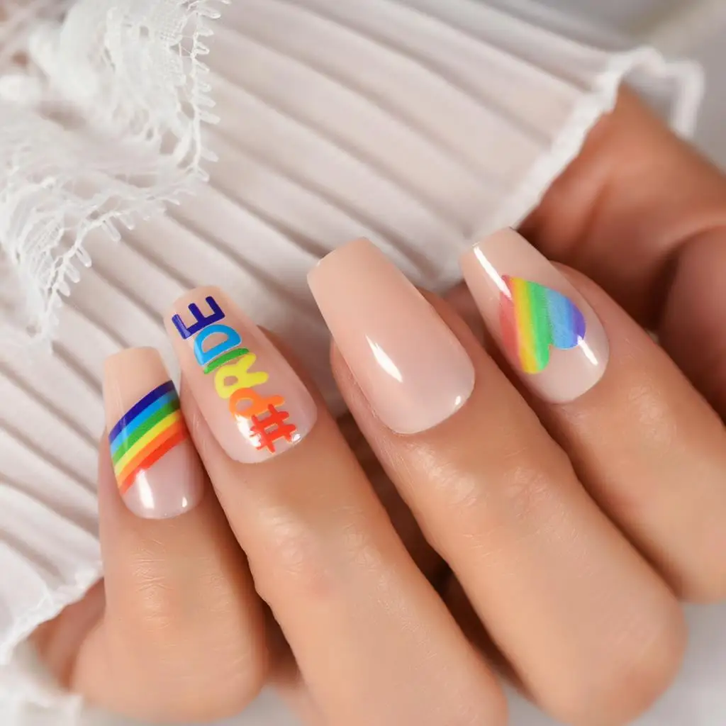 Short Coffin Pride Pattern Rainbow Multicolor Cute Lovely Heart Ombre Nail Tips Press On Nails Fake Nails Full Cover Fingernails