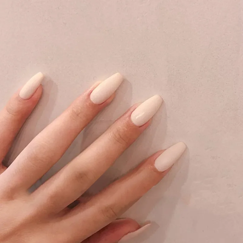 309-Y37-New-Nails