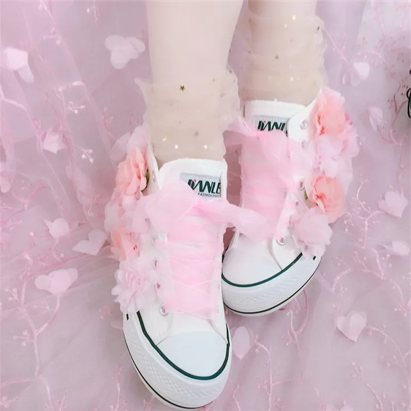 Handmade Women High Top Canvas Shoes Heightening Thick Sole Lady Shoes Girls Sudents Fashion Pink Rose Flowers Designer Sneakers