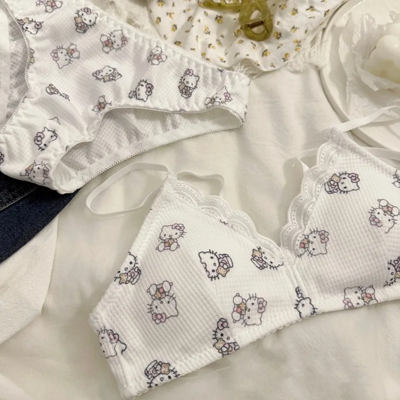 Sanrio Hello Kitty Women Panties Bra Undergarments Suits Sexy Panties Low-waisted Teenage Underwear Kawaii Cute Bra Seamless Set