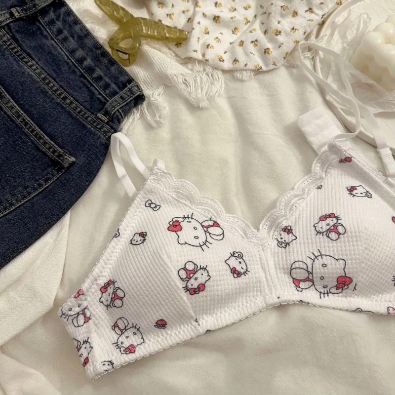 Hello Kitty B
