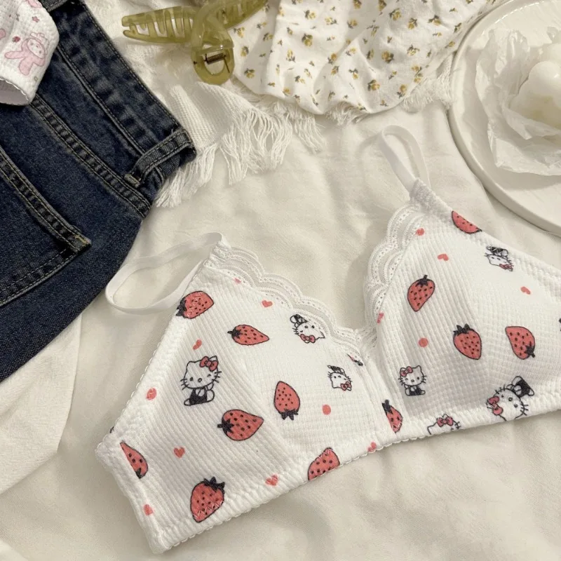 Hello Kitty C