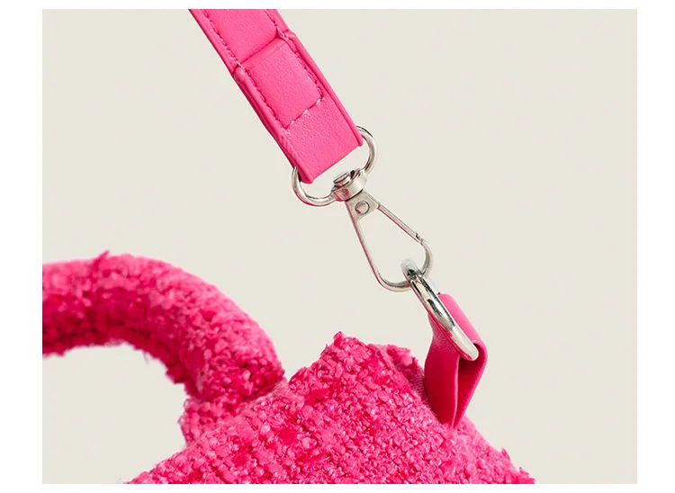 Barbie Shoulder Bag for Girls Advanced Sense Simple Design Portable Lipstick Key Change Storage Mini Pillow Bag Crossbody Bag Barbie Shoulder Bag for Girls Advanced Sense Simple Design Portable Lipstick Key Change Storage Mini Pillow Bag Crossbody Bag