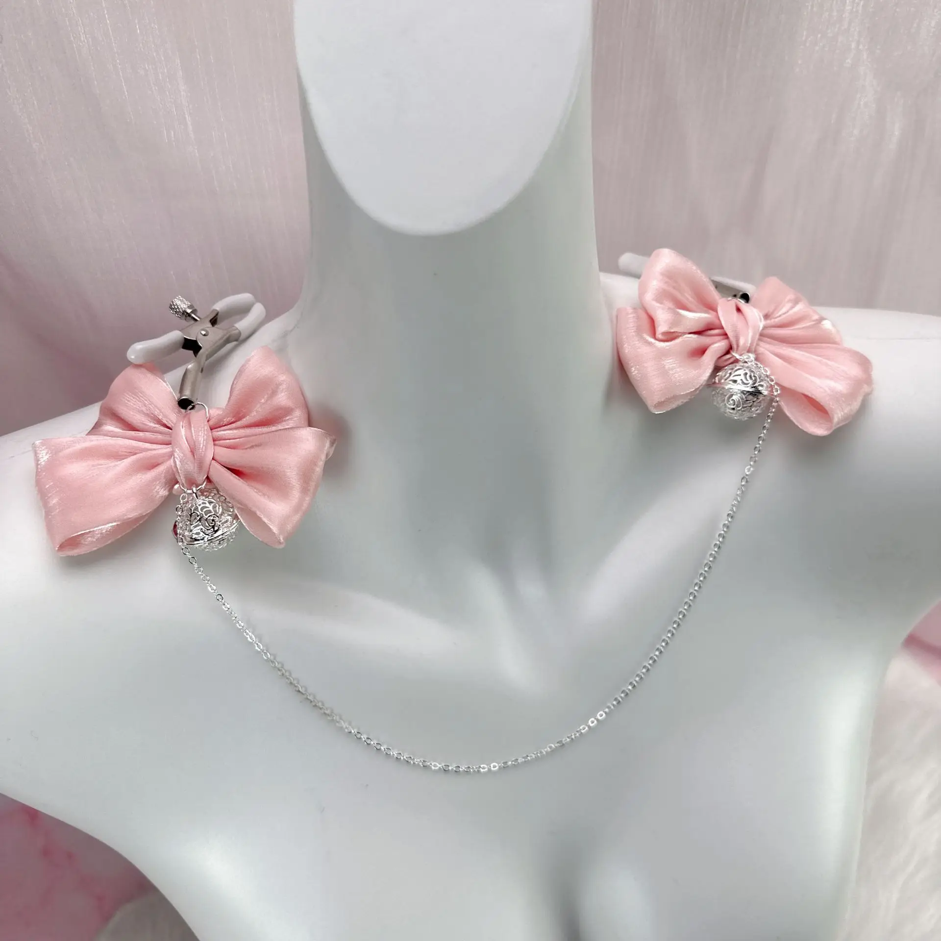 nipple clip-pink