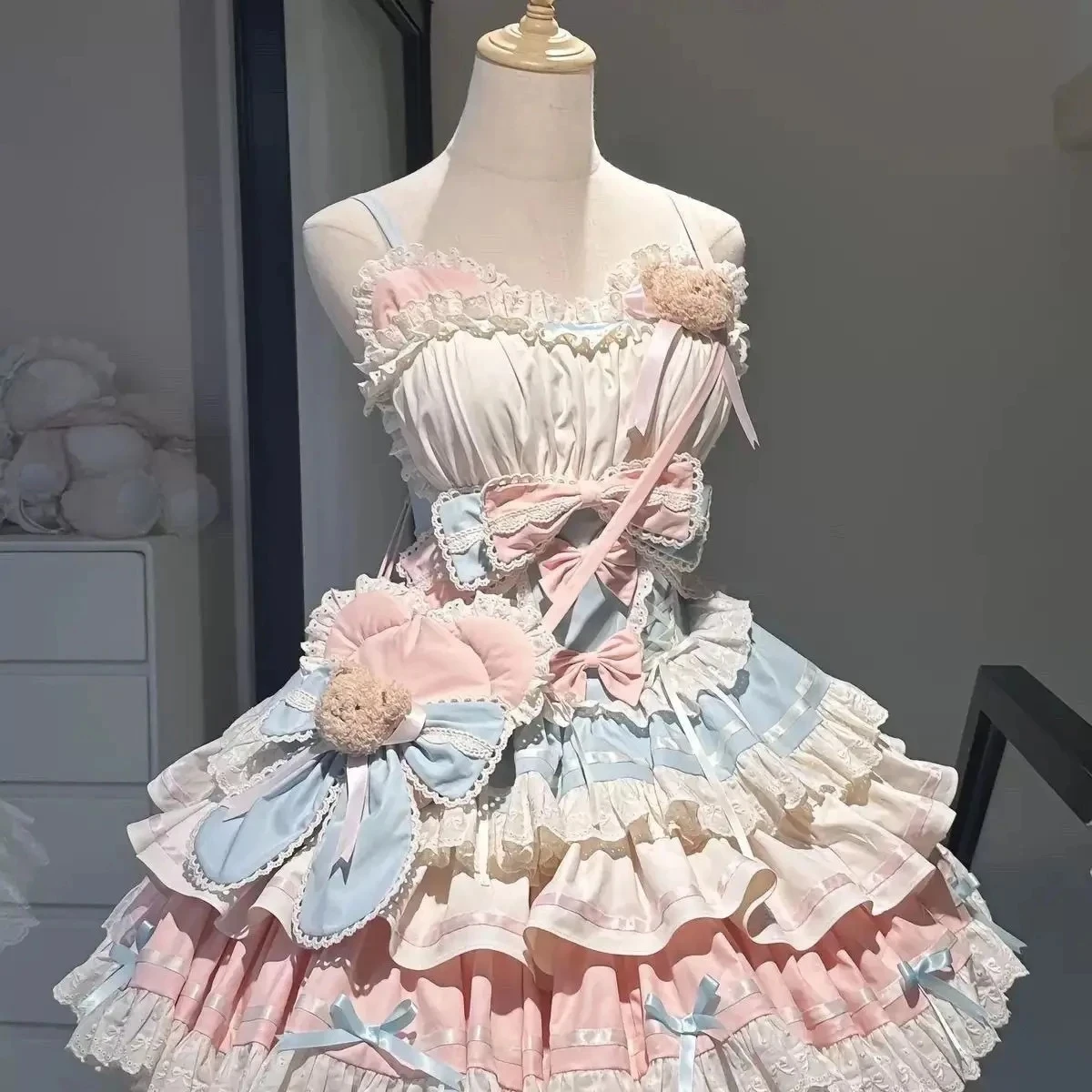 9221